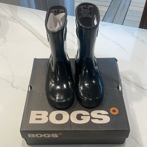 Bogs size 3 rain/mud boots